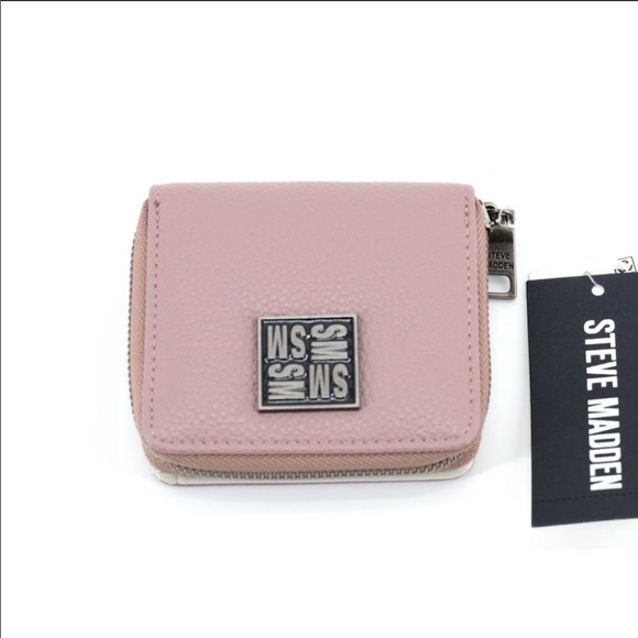 Steve Madden Handbags - Steve Madden Kaitlin zip around bifold wallet